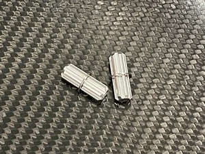 Eje deslizante de aluminio de 2 piezas para Arrma Typhon 3S BLX 4x4 plateado - Imagen 1 de 2