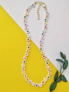Beaded daisy necklace. Fairycore Necklace. Flower necklace. y2k jewelry. - Picture 1 of 5