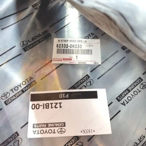Genuine OEM RR LH Door Opening Trim Weatherstrip Seal Rubber 62332-0K030 - Bild 1 von 2