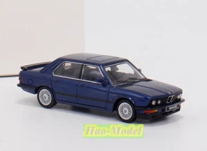 KING MODEL 1/64 BMW M5 E28 Sedan2 Car Alloy Diecast Ornaments Black/Blue/White - Picture 1 of 25