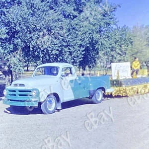 1956 Studebaker Truck and Wheat Growers Float - Dalton NE - Realist Stereo Slide - Picture 1 of 2