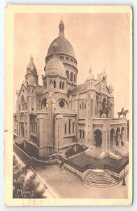 Postcard The Basilica of the Sacred Heart Montmartre Paris France posted 1932 - Picture 1 of 3