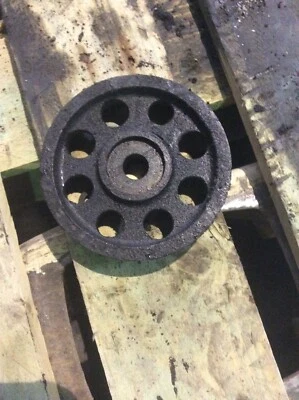 VW T4 TRANSPORTER  2003 2.5 TDI ACV AJT  CAMSHAFT PULLEY PUMP END 074130111H - Image 1 of 3