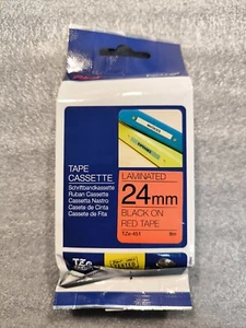 Original Brother 24mm TZ-Tape TZe-451 Schriftband Schwarz / Rot 8mx24mm P-touch - Bild 1 von 4
