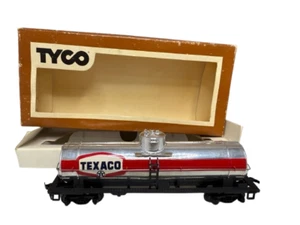 Vintage Tyco HO Scale Texaco Silver Tank Car #367D - Picture 1 of 10