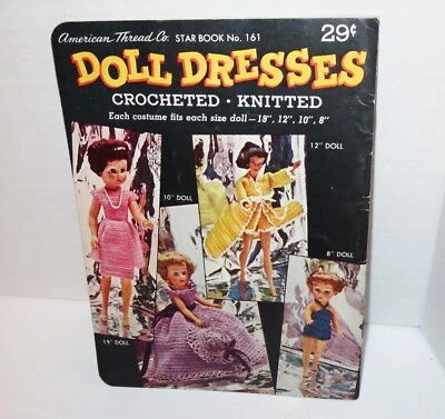 Vtg 60s Doll Dresses 8"- 19" Crochet & Knitting Patterns American Thread Booklet Foto 1 de 4