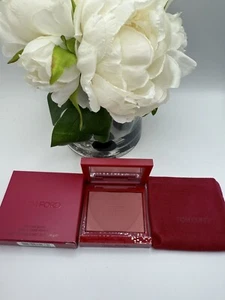 Tom Ford Love Collection Powder Blush 01 LOVE SCENE 0.21 Oz. / 6 g - Picture 1 of 2