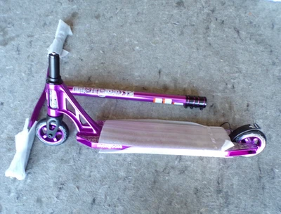 Mongoose Rise Freestyle 110 Purple Chrome Scooter @dS - Image 1 of 4
