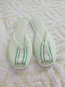 Vintage Lorraine Slippers Mint Green With Lace Trim Size Medium 6-7 - Picture 1 of 3