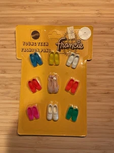 Paquetes de moda para jóvenes adolescentes Mattel 1970 sin abrir zapatos para muñeca Francie - Imagen 1 de 8