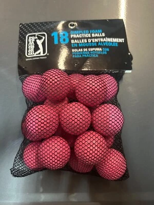 PGA TOUR: 18 PELOTAS DE PRÁCTICA DE ESPUMA CON HOYUELOS. ROSA. Foto 1 de 2