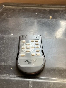 Mio Digi Walker Remote Control - Picture 1 of 2