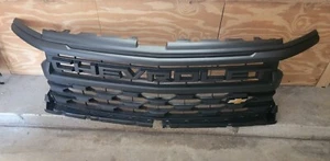 2022 2023 CHEVROLET SILVERADO 1500 GRILLE CUSTOM / WORK TRUCK BLACK OEM  - Picture 1 of 24