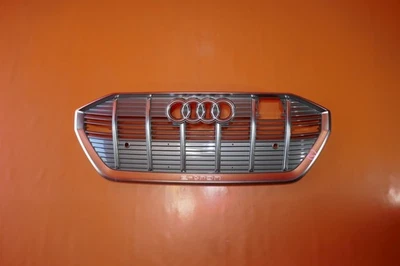 AUDI E TRON GRILLE 2019 2020 E-TRON 4KE 853 651 GRAY OEM - Image 1 of 4