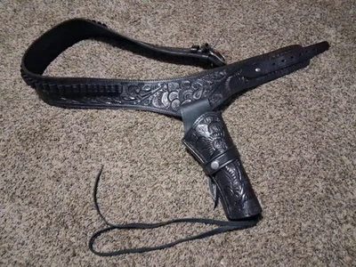 cinturón pistola y funda calibre 45 talla 46/48 Foto 1 de 4