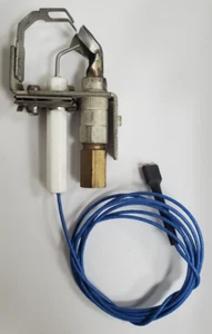 Pentair 471205 Honeywell Furnace Pilot Burner Igniter Q3451B1236 - Picture 1 of 2