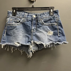 Daytrip sz 26 Jean Shorts Capricorn Medium Wash Distressed Frayed Hem 2" Inseam - Picture 1 of 5