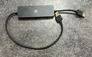 Microsoft Wireless Display Adapter 4K UTH-00001 - Model 1942 latest 3rd Gen ~ - Picture 1 of 3
