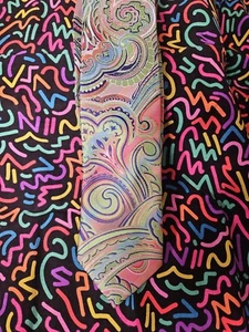 Hisdern, 100% Silk, Men’s Neck Tie Neon Paisley pattern 60 in Long - Picture 1 of 2