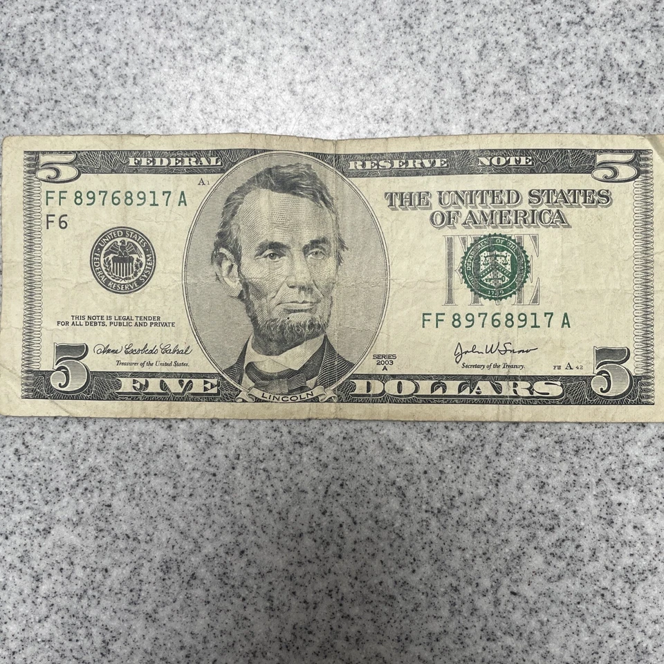 2003 $5 Five Dollar Bill Federal Reserve Note  Vintage Rare 21 Years Old - Image 1 of 4