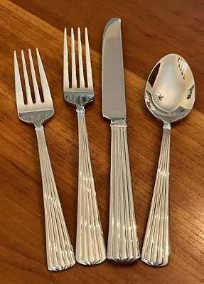 Cubiertos de acero inoxidable Reed & Barton TRINITY HALL 18/10 NUEVOS - Elección Foto 1 de 4