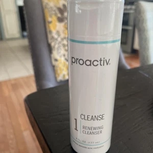 Neu Proactive Renewing Cleanse Reiniger - Bild 1 von 2