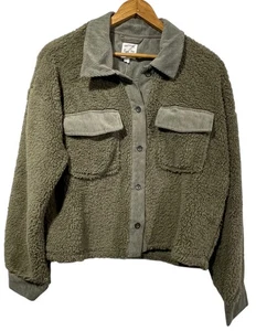 Hippie Rose Button Up Cropped Faux Fur Shacket Smokey Olive Sz L Teddy Soft NWT - Picture 1 of 9