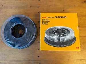 VINTAGE KODAK CAROUSEL S-AV 2000 SLIDE MAGAZINES IN ORIGINAL BOX, COLLECTABLE - Picture 1 of 4
