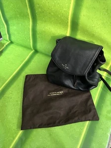 Kate Spade New York Adel Solapa Cuero Negro Mochila Bolso de Hombro, Con Cubierta Antipolvo - Imagen 1 de 14