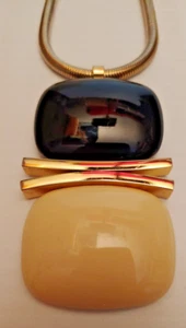 VINTAGE LANVIN PARIS DUAL COLOR LUCITE MODERNIST RUNWAY 18" NECKLACE PENDANT - Picture 1 of 14