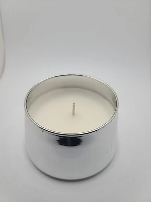 illume candle Winter White - Image 1 of 3