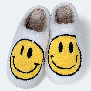 NEW Cozy Smiley Face Slippers - White and Yellow Size 39 - 40 - Picture 1 of 14