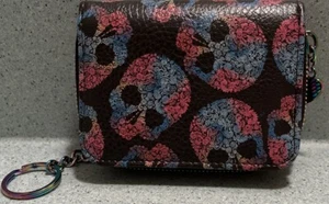 Iridescent Multicolor Skulls Design Bifold Zip Around Wallet Card Slots Key Ring - Picture 1 of 12