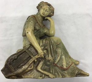Antike Spelter Wear Griechische Frau Skulptur mit scharf bemaltem Metall - Bild 1 von 13