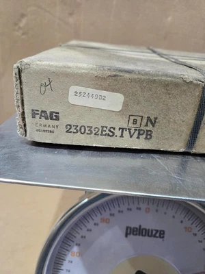 Rodamiento FAG 23032ES.TVPB para grúa P&H 90 toneladas modelo 790BTC Foto 1 de 2