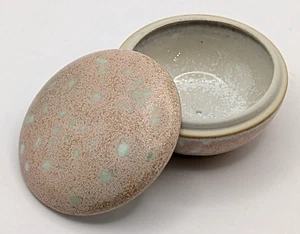 DAVID WHITE British Studio Pottery Lidded Box / Jar Signed - Picture 1 of 7