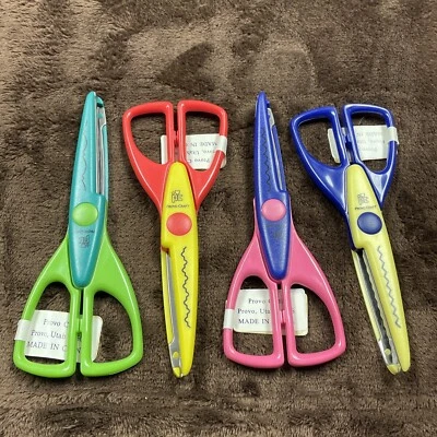 Lot of 4 Provo Craft ScrapBooking Scissors Crafting Edging Paper Shapers New - Image 1 of 4