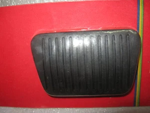 1980's MUSTANG THUNDERBIRD BRAKE CLUTCH PEDAL PAD NEW REPLACEMENT NORS - Picture 1 of 1