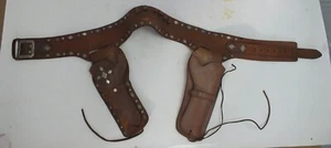 RARE SHERIFF BOB DIXON CHUCK WAGON BRAND LEATHER BELT AND HOLSTERS - Picture 1 of 8