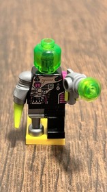 Lego Ac012 Alien Android Minifigure Appeared In Set 7066 Missing Face Mask