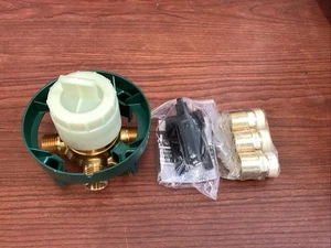 NEW Moen U140V M-Core 4 Port Pressure Balanced 1/2" CPVC Tub B310 - Picture 1 of 2