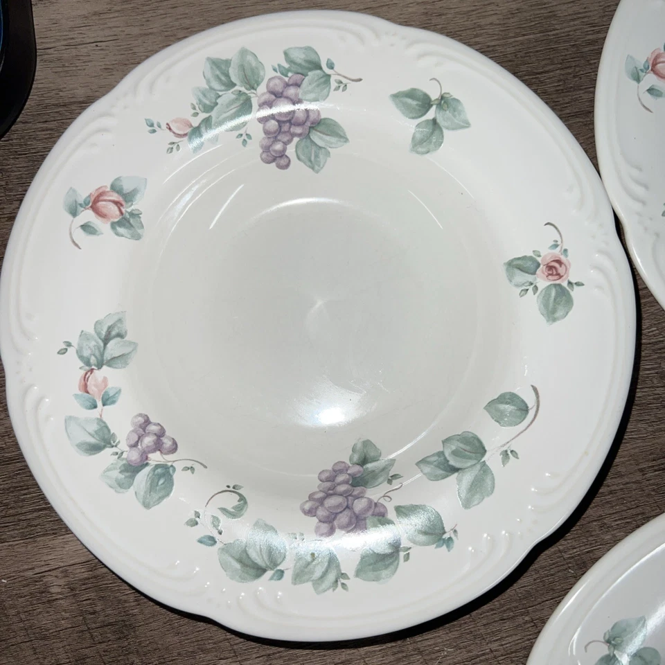 普法尔茨格拉夫葡萄边缘汤/帕斯塔/沙拉碗 9 英寸 ~ 4 件套 — 第 1/4 张图片