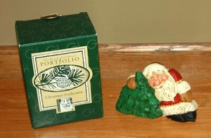 David Frykman Portfolio Christmas Collection Studio G DF1014 Santa hugging tree - Picture 1 of 2