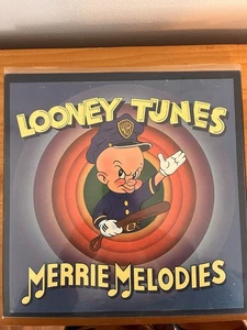 Looney Tunes Merrie Melodies 3 Disc LP Box Set with Bonus Book - Picture 1 of 3