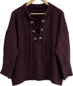 Ladies Sweater Size L 14/16 - Picture 1 of 3