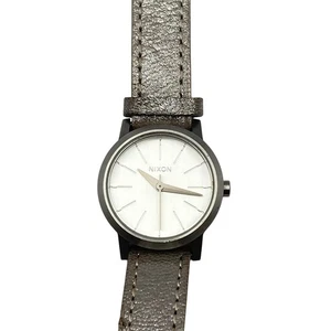 Reloj Nixon Skinny Mujer 25mm - Batería Nueva - Kenzi Cuero Ajustable WR 50M - Imagen 1 de 10