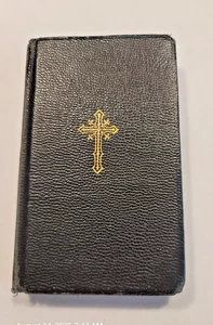 Catholic’s Pocket Manual, Rev. J. M. Lelen, Catholic Book Publishing 1942 - Picture 1 of 6
