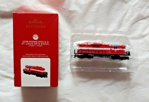 Neu im Karton Lionel 2348 Minneapolis & St. Louis GP-9 Diesel Hallmark Andenken Ornament - Bild 1 von 9
