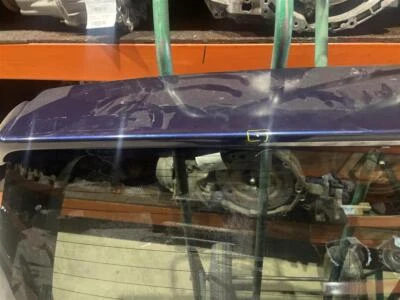 Used Rear Cargo Door Door Assembly Back fits: 2006 Toyota Rav4 spoiler privacy t Foto 1 de 4