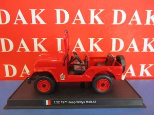 Die cast 1/32 Modellino Auto Pompieri Willys Jeep M38 A1 France 1971 - Foto 1 di 3